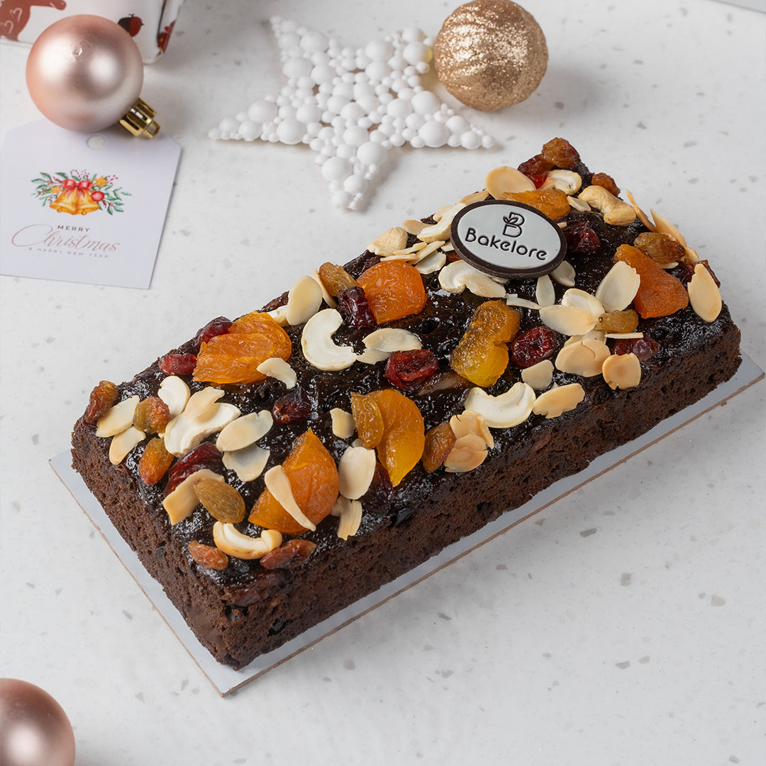 Eggless christmas plum cake